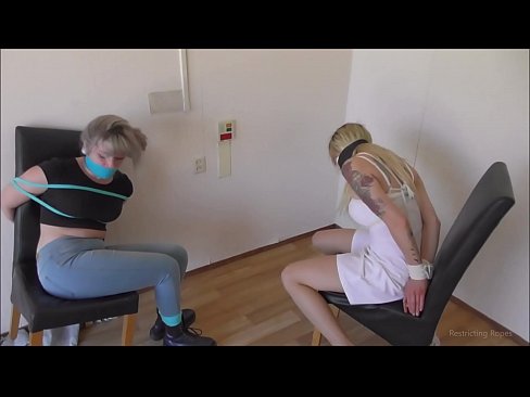 ❤️ Verslaafd / vastgebonden en de mond gesnoerd / jonkvrouw in nood ❤❌ Just porno at us