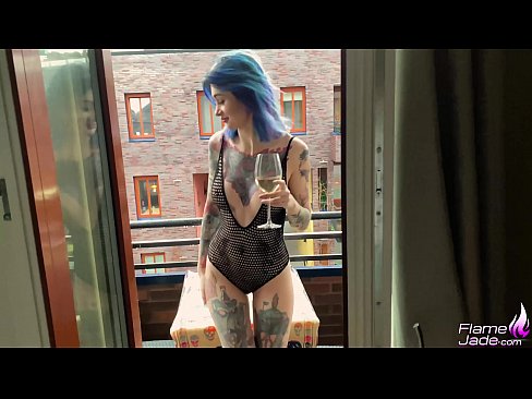 ❤️ Enorm meisje zuigt met een slok en neukt hartstochtelijk onder de open hemel ❤❌ Just porno at us
