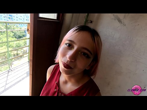 ❤️ Sensuele studente pijpt een vreemdeling in de outback - Cum On His Face ❤❌ Just porno at us